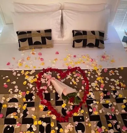 Amore On Buderim Rainforest Cabins Sunshine Coast Aparthotel