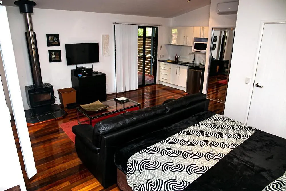 Amore On Buderim Rainforest Cabins Sunshine Coast Australia