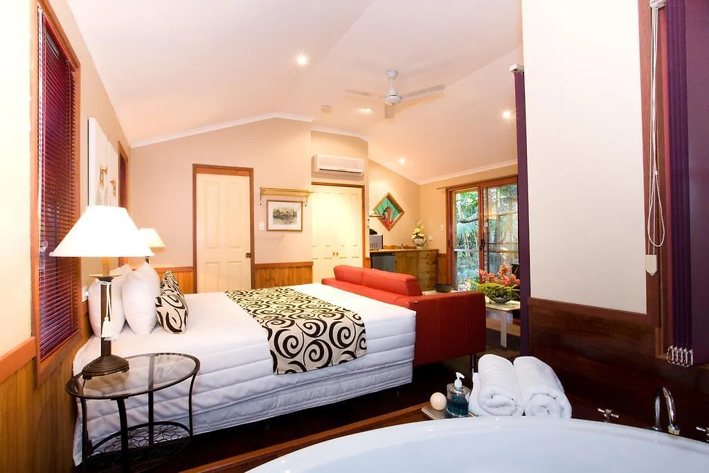 Amore On Buderim Rainforest Cabins Sunshine Coast