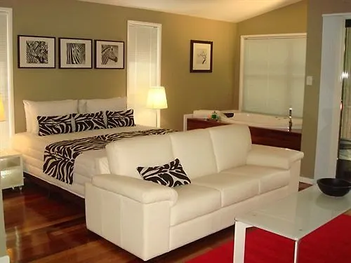 Amore On Buderim Rainforest Cabins Sunshine Coast
